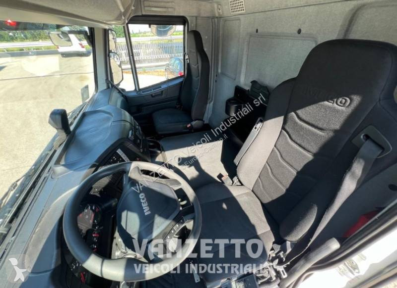 شاحنة Iveco