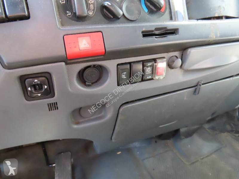 شاحنة Isuzu