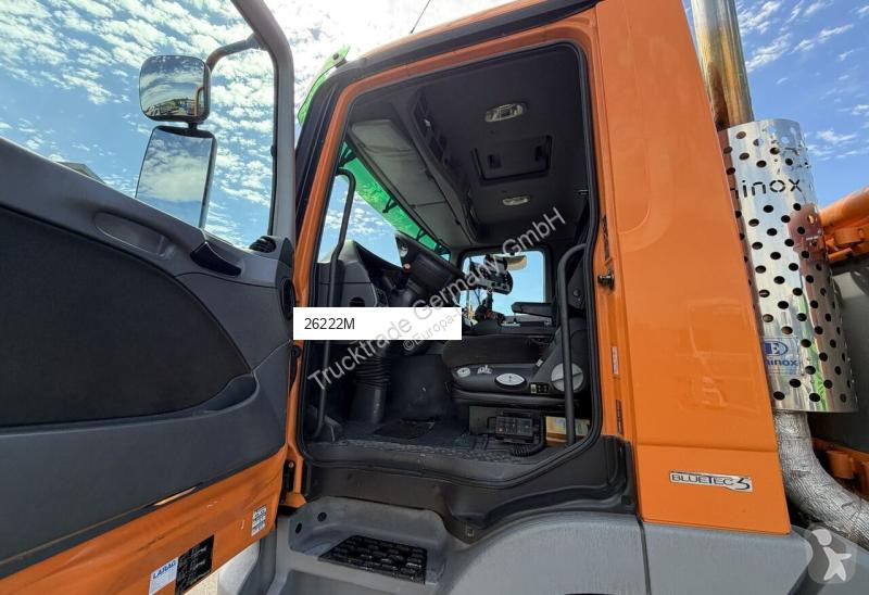 شاحنة Mercedes WK 423 T