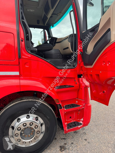 شاحنة Mercedes 2545 6X2 BDF mit Kompressor...