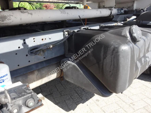 شاحنة Renault 210...