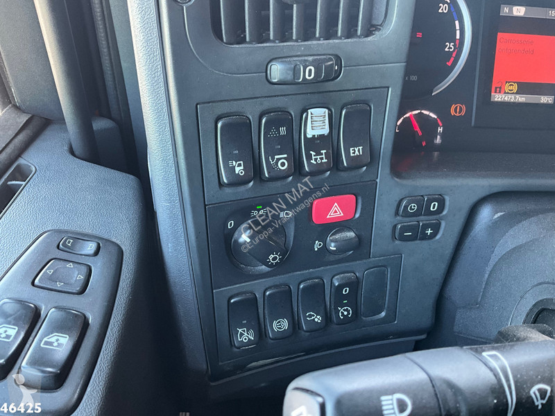 Kamion Scania 320 HMF 14 Tonmeter Z-kraan Just...