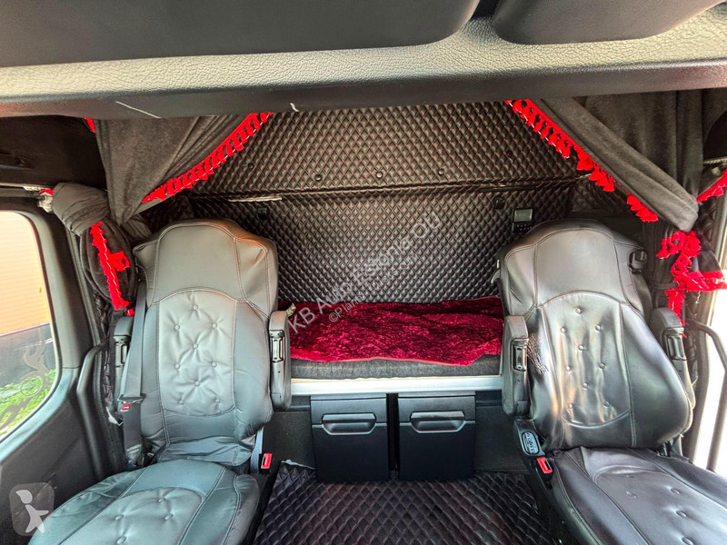 شاحنة Mercedes 3263 8x4 FULL STEEL