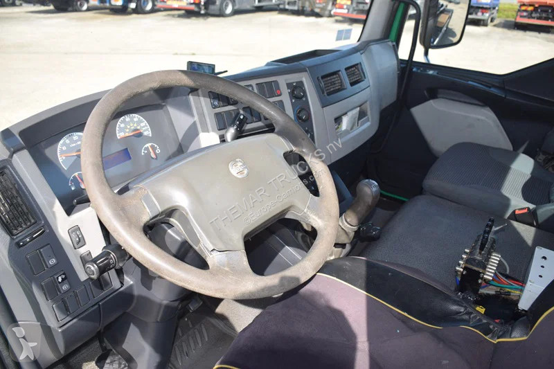 شاحنة Volvo 240 Hooklift 14 T.
