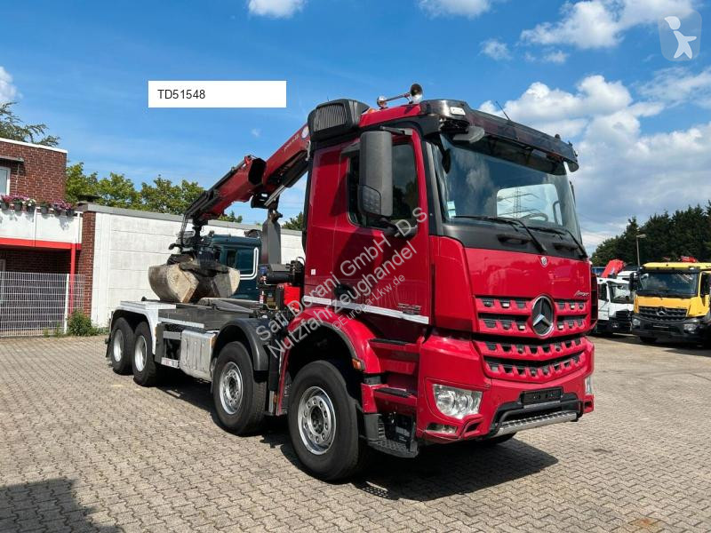 Camion Mercedes 2430