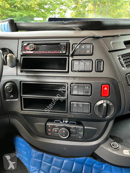 شاحنة DAF 106450 FLEISCHKOFFER, 6x2,...