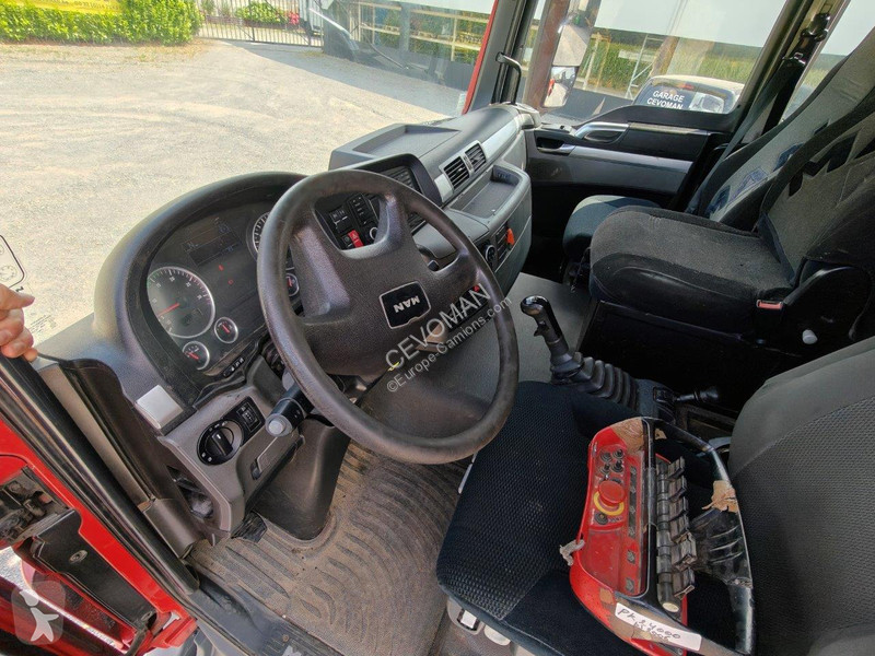 شاحنة MAN 35.440 8x4 tridem Euro6...