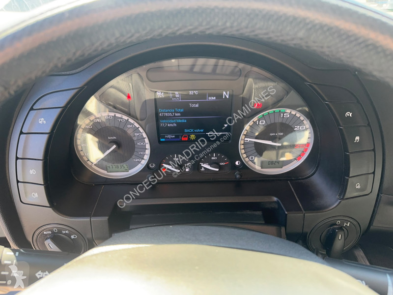 Camión Iveco S-Way AS440STP