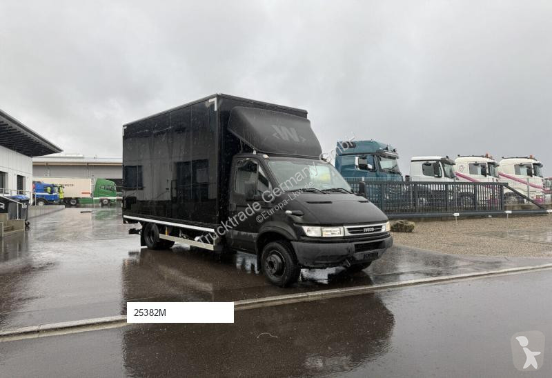 شاحنة Iveco 676 65C17