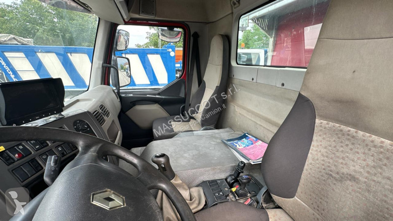 شاحنة Renault 450 DXI 8x4