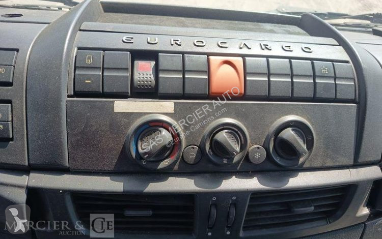 شاحنة Iveco