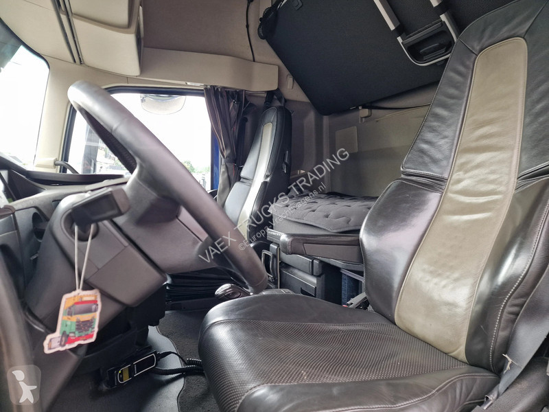 شاحنة Volvo 13460 6X2 - full air - WB600 -...