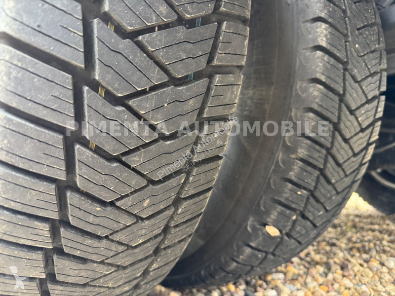 شاحنة Iveco 70C18A8P AUT LUF TK 2,46m BR LED...
