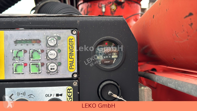 شاحنة Volvo 400 Mit Kran ( Palfinger PK 16502 )