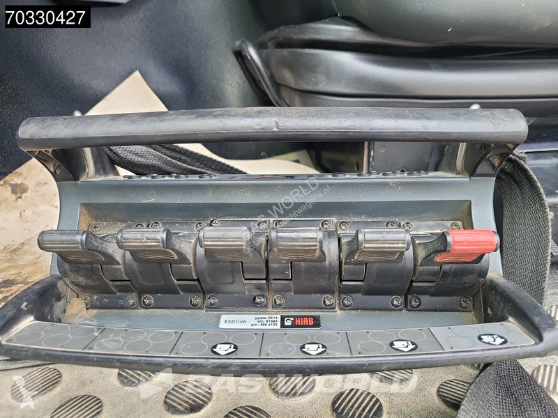 Camion Mercedes 3341 6X4 HIAB 144 B-3 HIDUO...