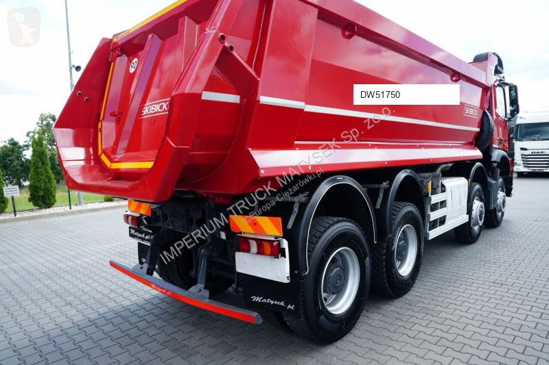 شاحنة Mercedes AROCS 4145