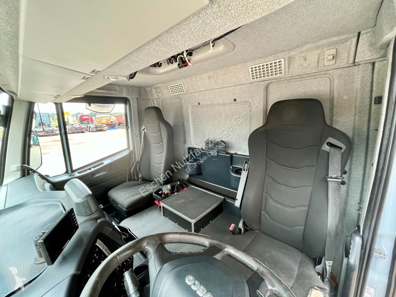 شاحنة Iveco AD 260 SY/FS-D |...