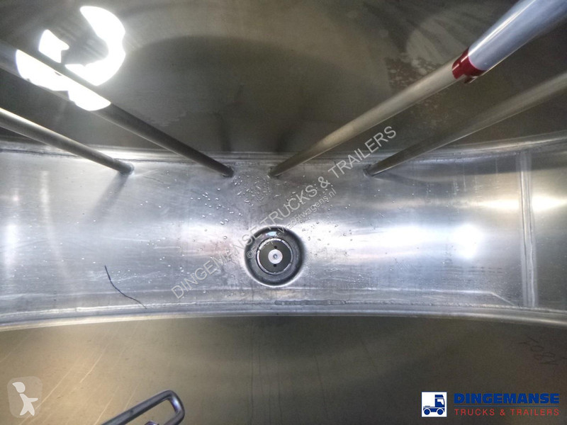 شاحنة Renault 270 4x2 fuel tank 13.7 m3 / 4 comp