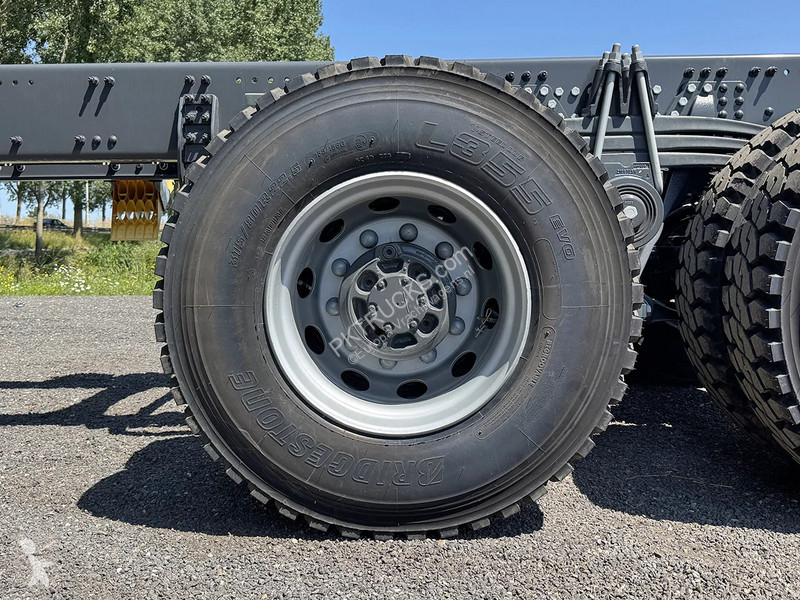 شاحنة Renault K P6X6 Medium Chassis Cabin (4...
