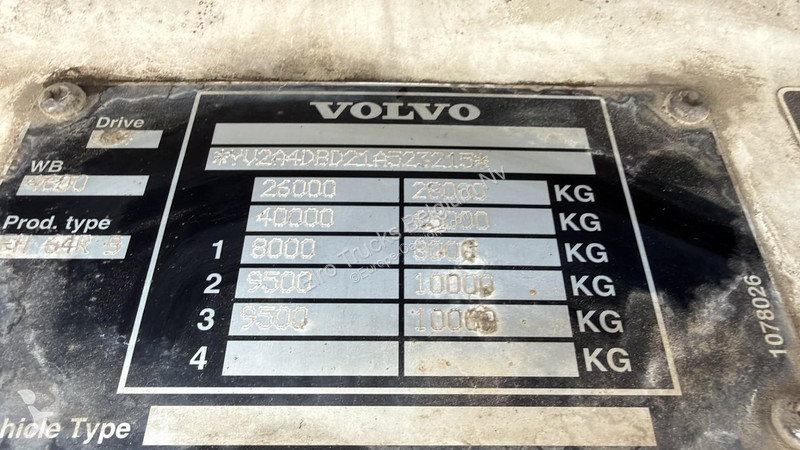 Camión Volvo 12460 (LAMES / STEEL SUSPENSION /...