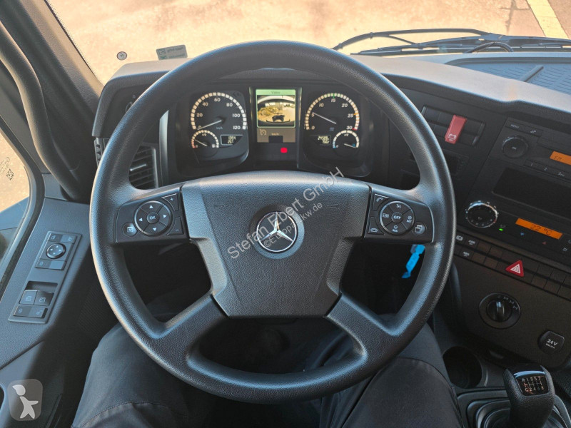 شاحنة Mercedes 1827 A 4x4 LBW Tür+Treppe Schalter