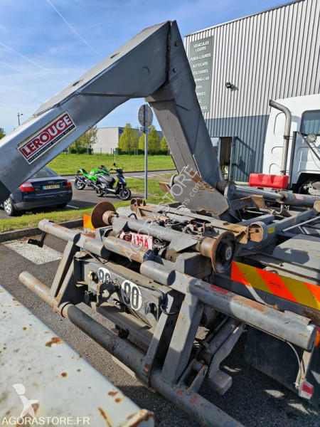 Camion Renault MIDLUM