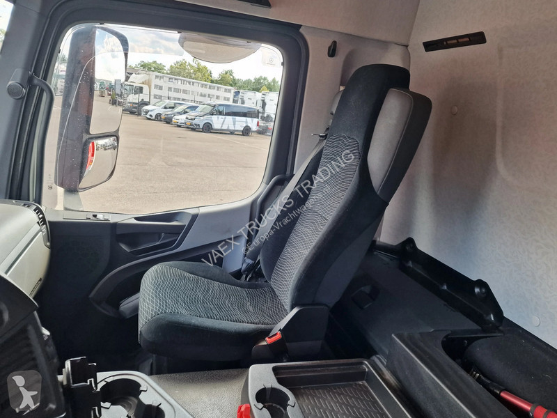 شاحنة Mercedes 1827 4x2 Box with sidedoors -...