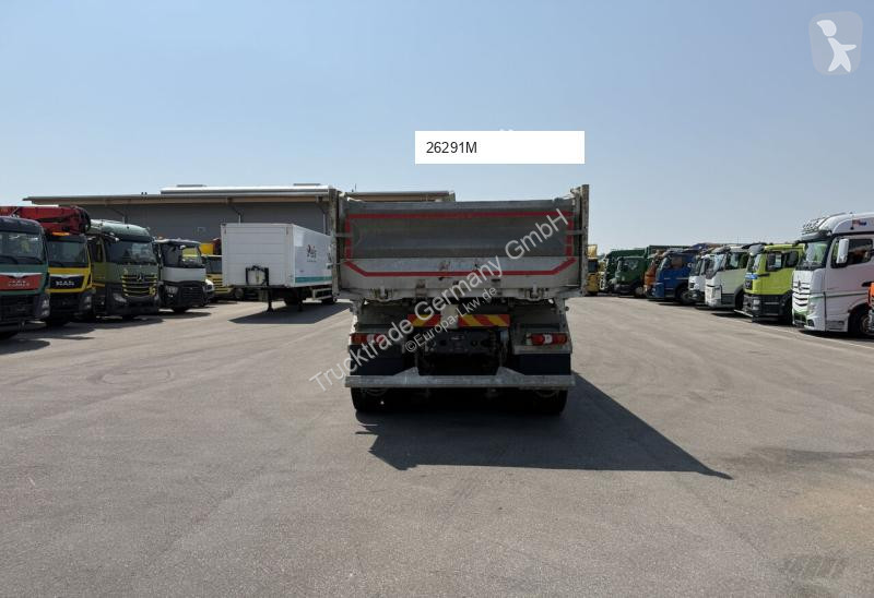 شاحنة Mercedes 3243