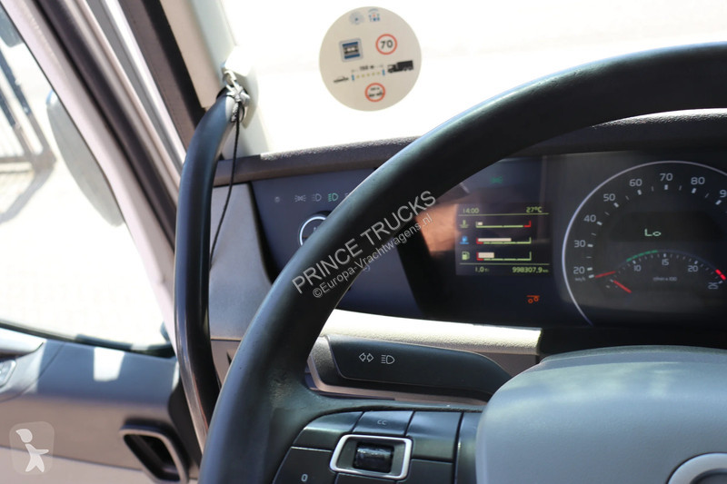 شاحنة Volvo 420 * EURO5 * 6X2 * MANUAL *