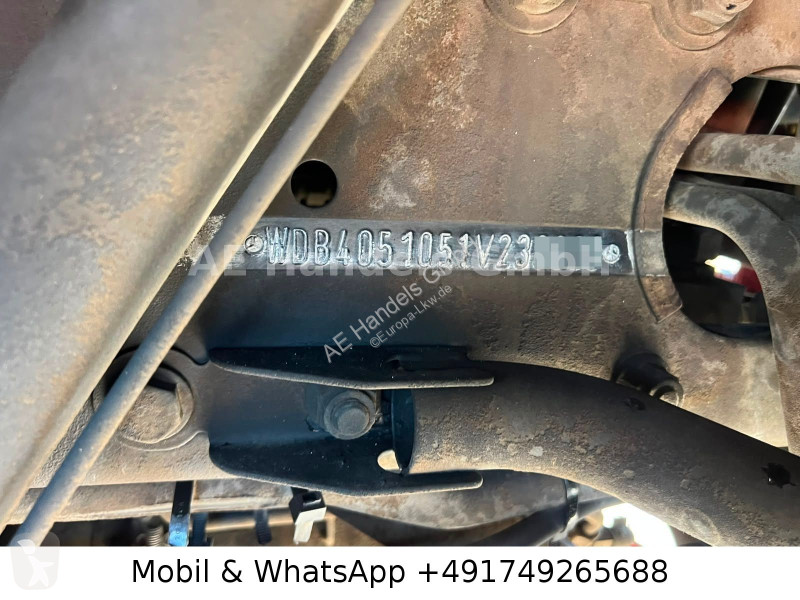شاحنة Mercedes U423...