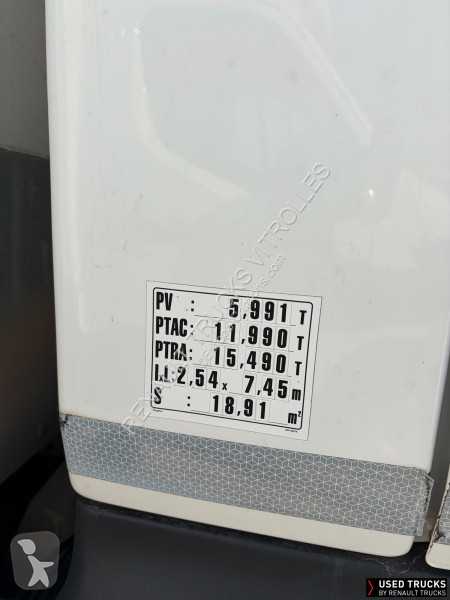 Camion Renault D Cab 2.1