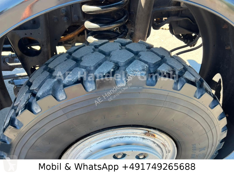 شاحنة Mercedes...