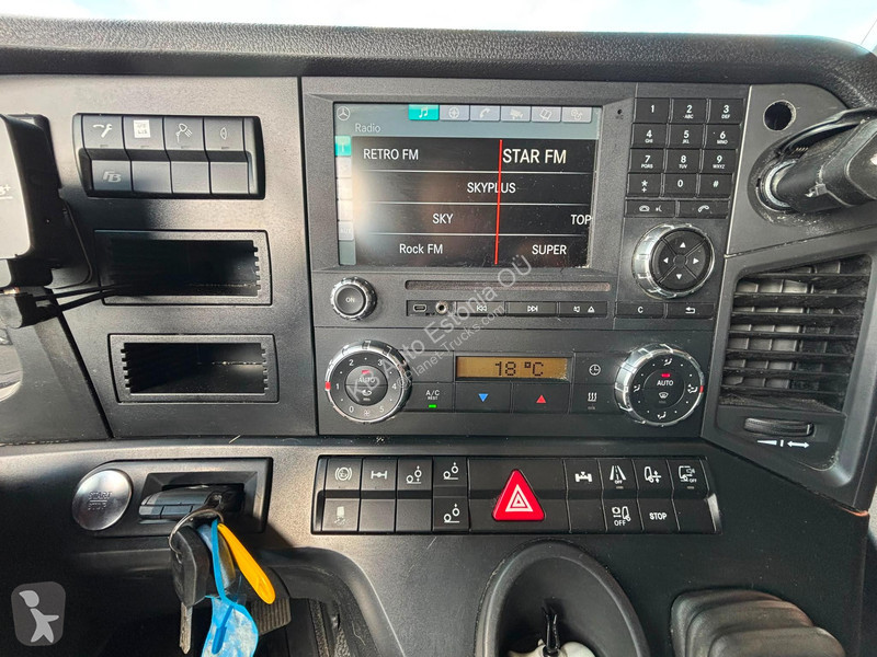 شاحنة Mercedes 2543 6x2*4 SUPRA 1250 Mt / BOX...
