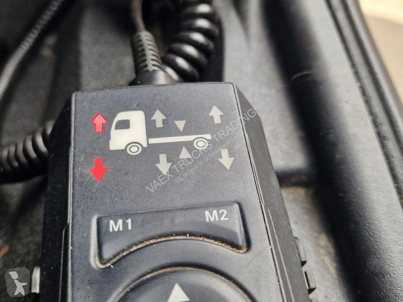 شاحنة Mercedes 1824 4x2 - Thermoking Spectrum...