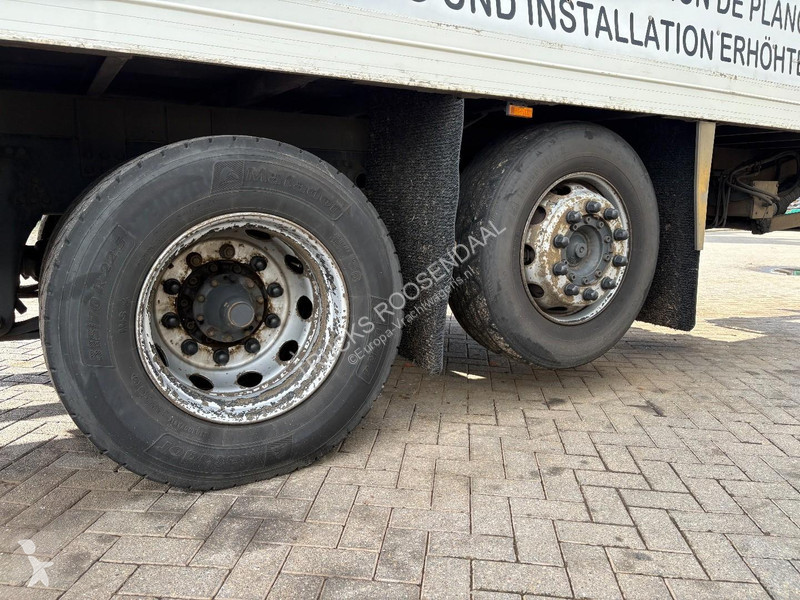 Camion Scania P 380 + 3pedals + 6X2 + IFT AXE +...