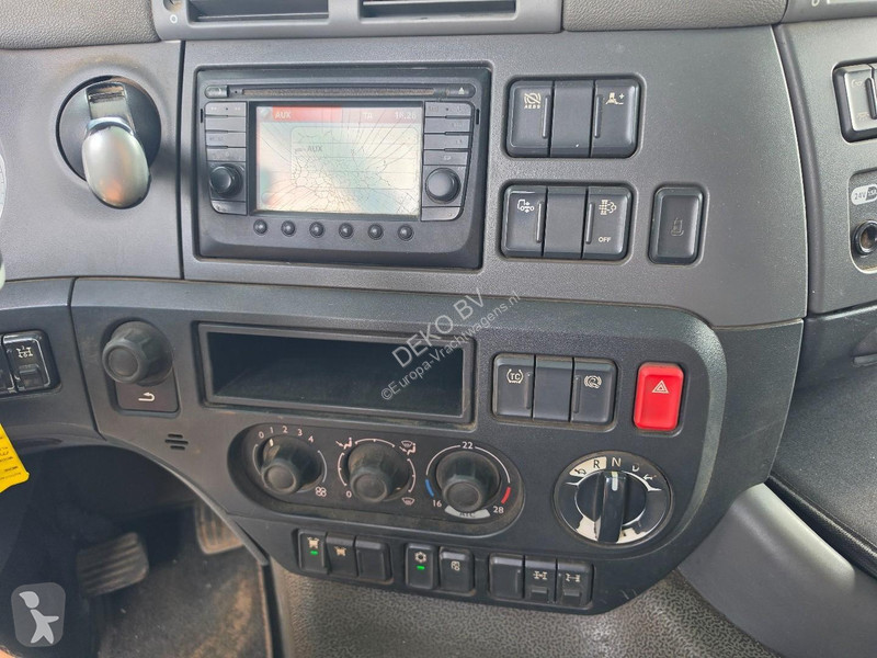Vrachtwagen DAF 510 Palfinger Z crane. HOOK...