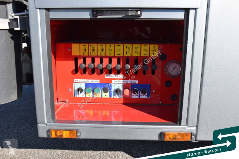 Camion Mercedes 1330L 4x2 Abschleppwagen...