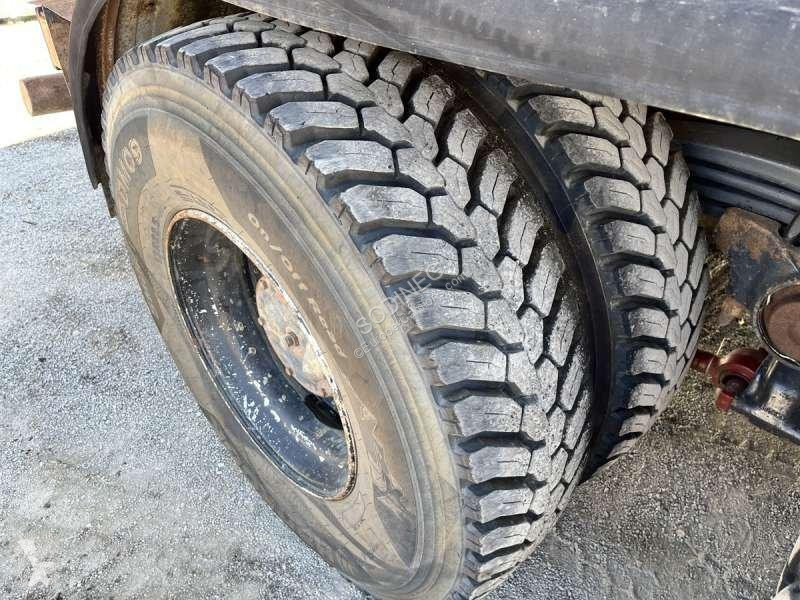 Vrachtwagen Iveco