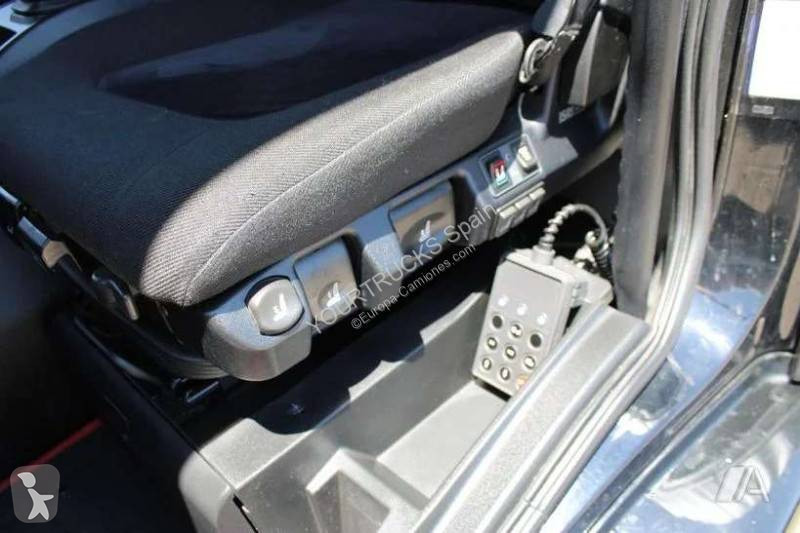 Vrachtwagen Iveco