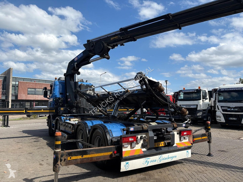 Camión Scania R 490 + HMF 5020 - 6X EXT. + JIB...
