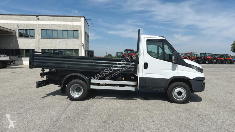 Camión Iveco DAILY 60-150 4x2