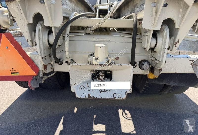 Camión Iveco 676 300-30 AH