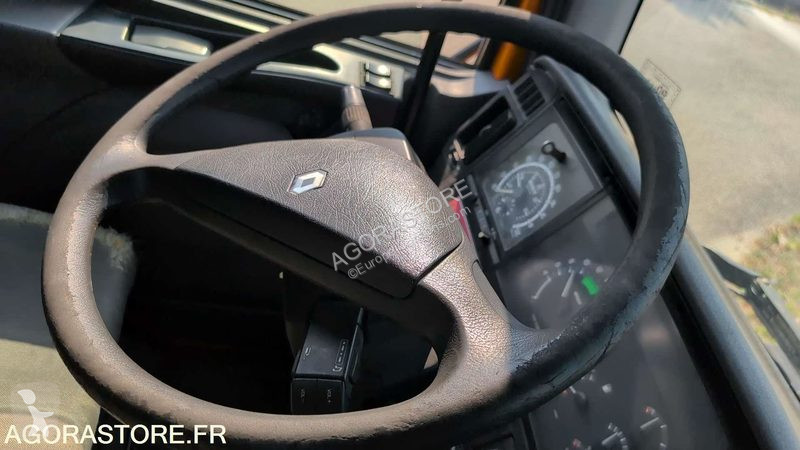 Camión Renault KERAX