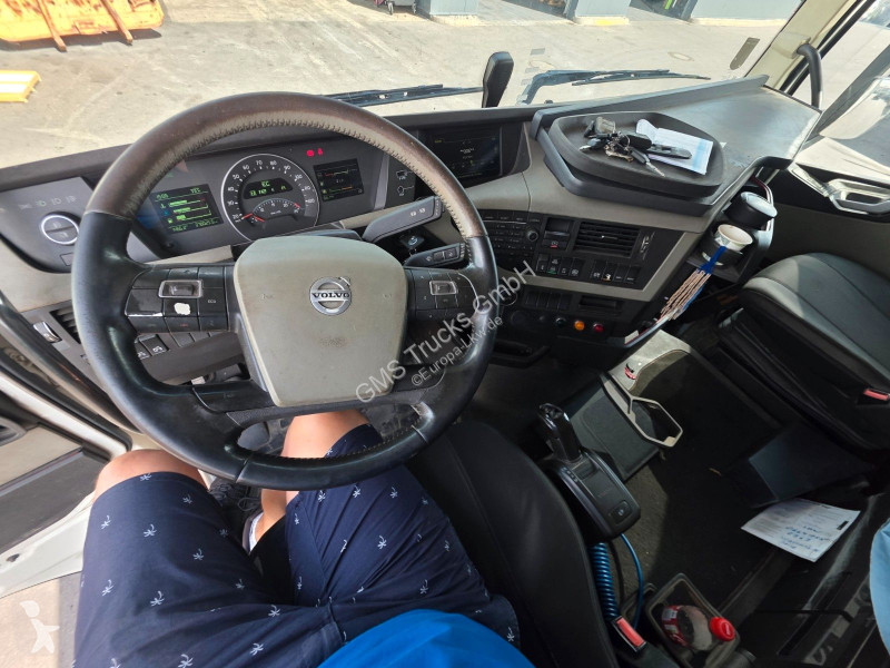 Camión Volvo 500 / 6X4 / EEV / 18m Atlas Kran