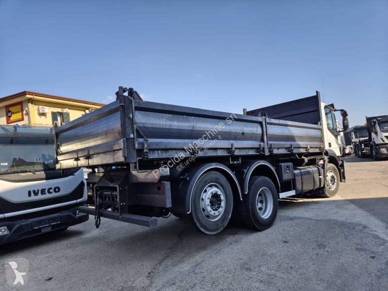 Camión Iveco AD 260 S 31 X/P