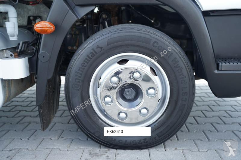 Camión Iveco EUROCARGO  / 4x2 / CHŁODNIA 5,8 M...