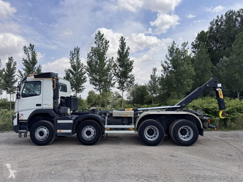 Volvo 420 truck