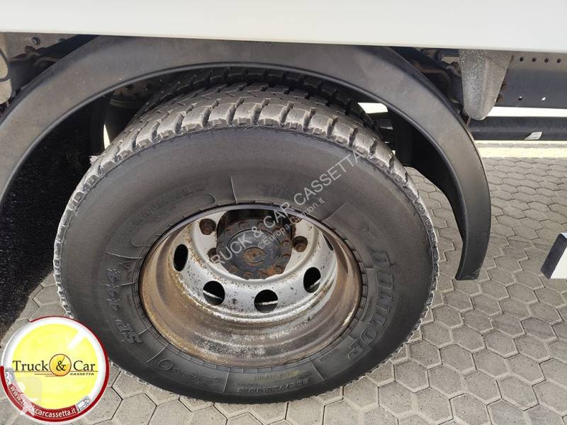 Kamion Iveco 140 E 22