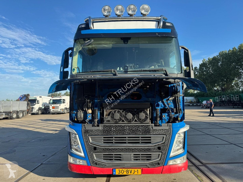 Camión Volvo FH 540 6X4 EURO 6 + LOGLIFT...