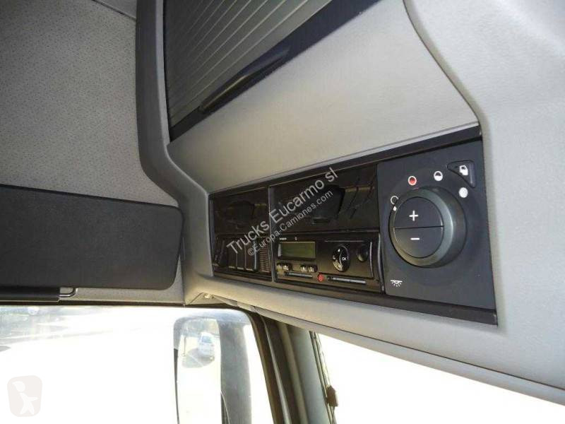 Camión Volvo 540